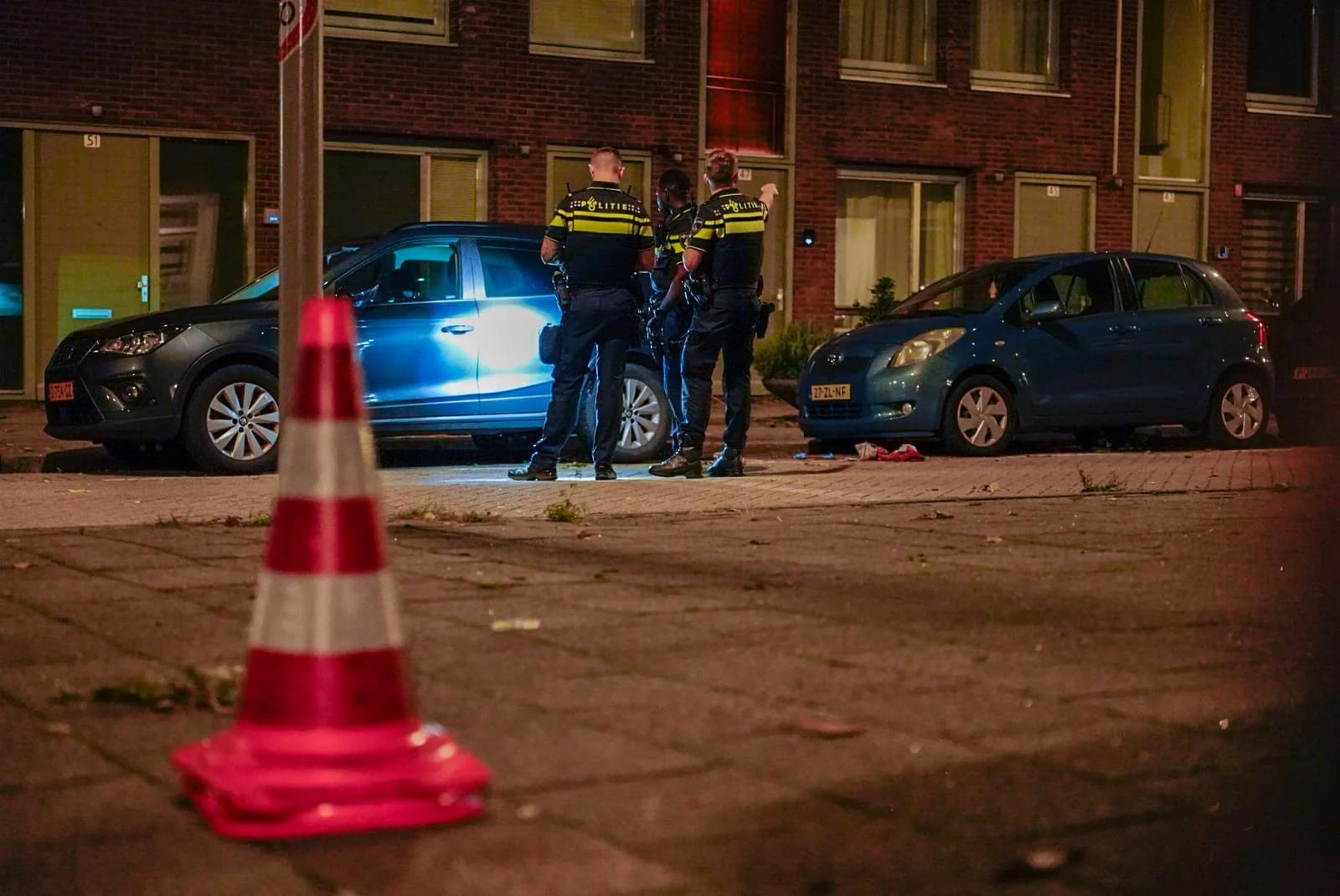Schietpartij aan de Zinkerstraat in Rotterdam met één gewonde – foto 10