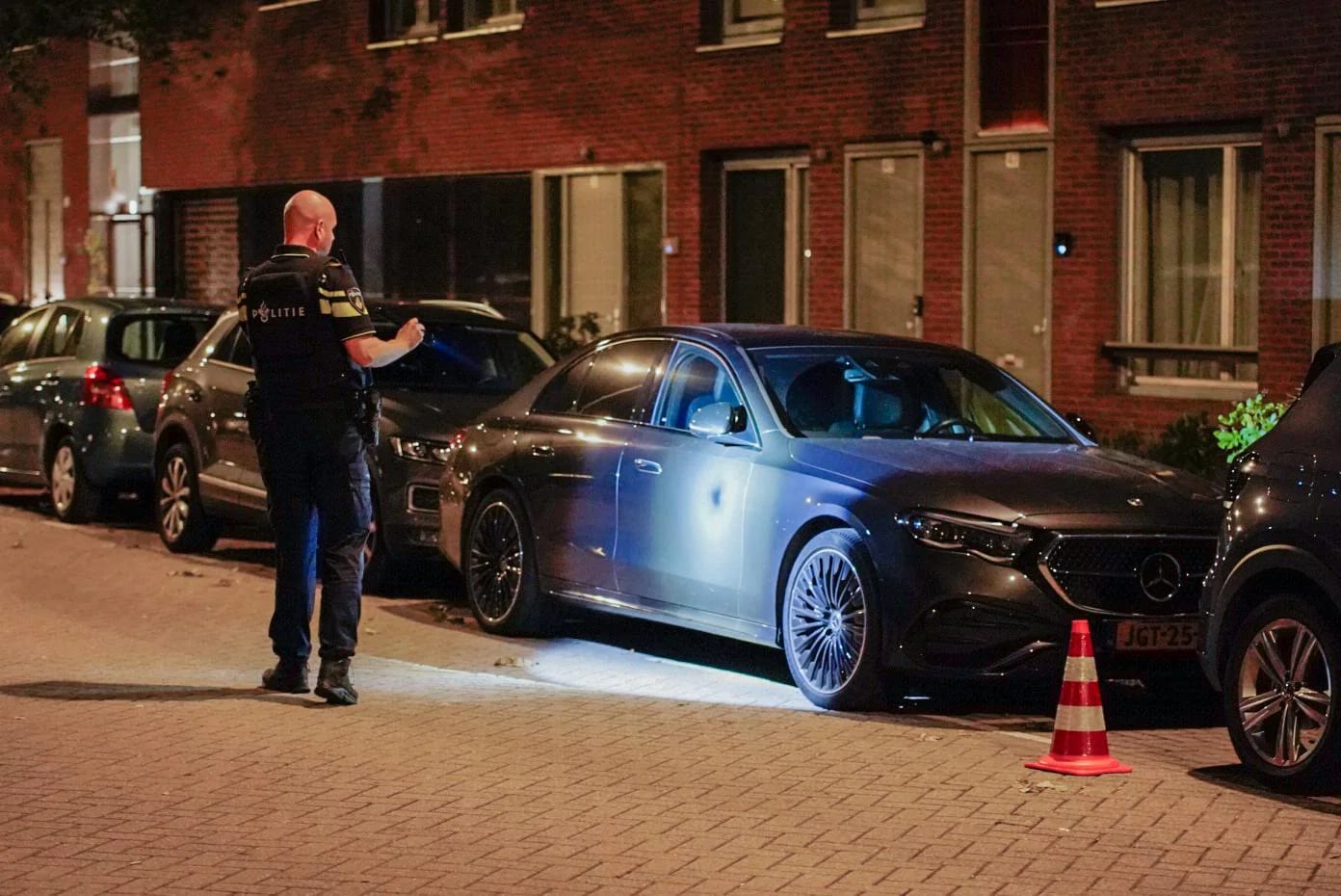 Schietpartij aan de Zinkerstraat in Rotterdam met één gewonde – foto 8