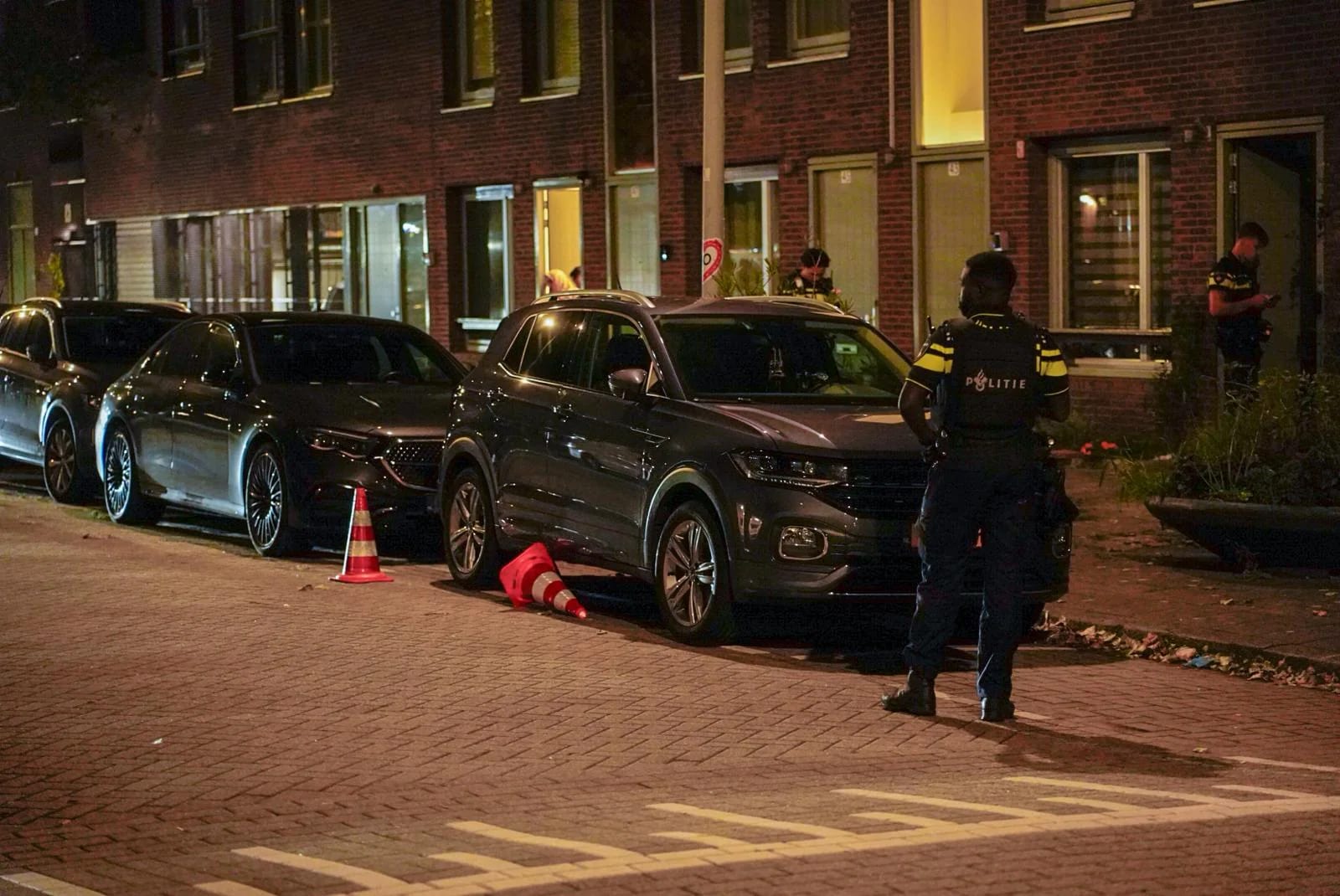 Schietpartij aan de Zinkerstraat in Rotterdam met één gewonde – foto 2
