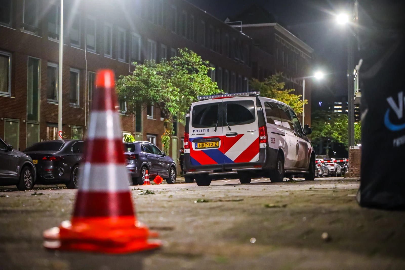 Schietpartij aan de Zinkerstraat in Rotterdam met één gewonde – foto 13