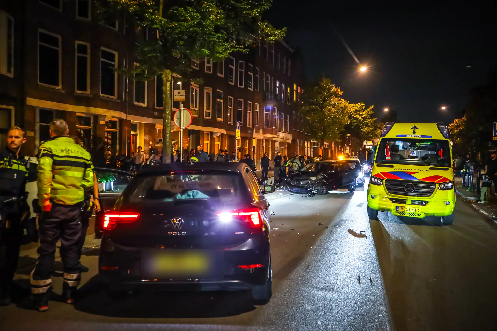 Aanhouding bij frontaal ongeval op de Beukelsweg in Rotterdam – foto 4